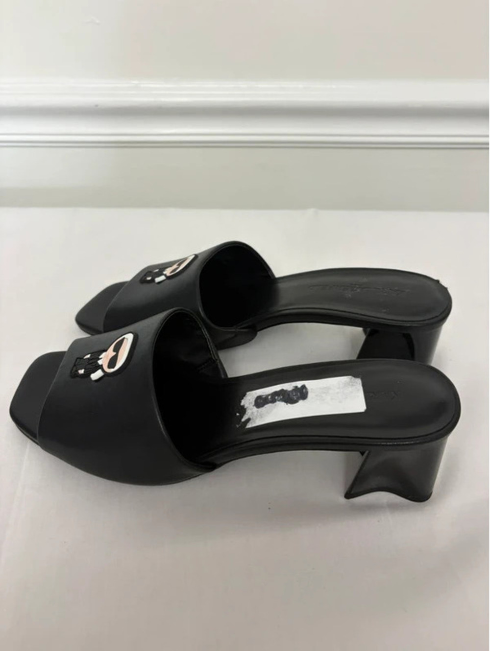 Karl Lagerfeld Paris Black Ikonik Karl Block Heel Mule Sandals Size 8.5 - Picture 3 of 7